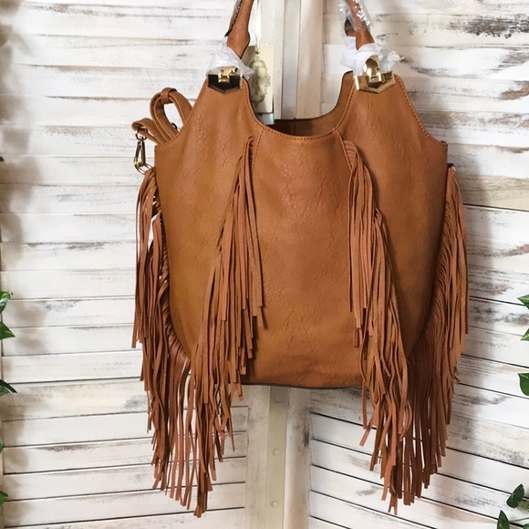 LARGE SOFT FAUX LEATHER BAG - Picture 2 of 8